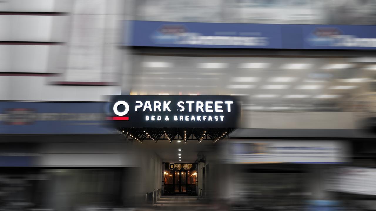 10 Park Street Bed & Breakfast 戈勒克布尔 外观 照片