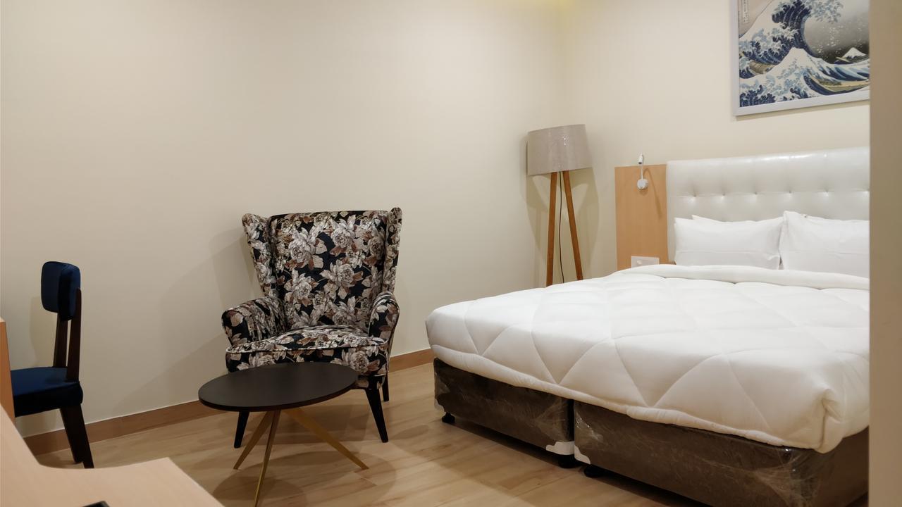 10 Park Street Bed & Breakfast 戈勒克布尔 外观 照片